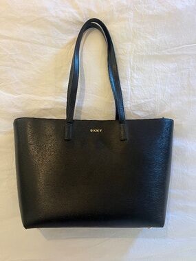 DKNY  Classic Black Tote